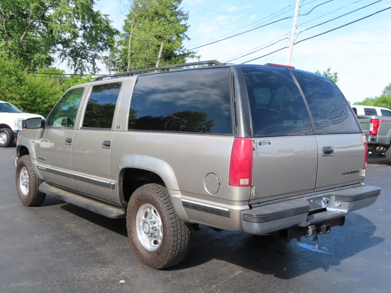 Chevrolet Suburban 2500 4WD 1999