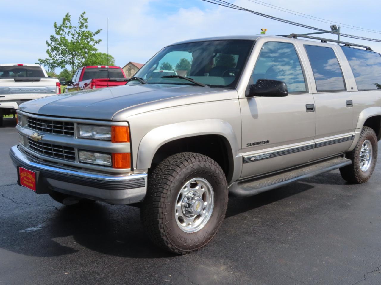 Chevrolet Suburban 2500 4WD 1999