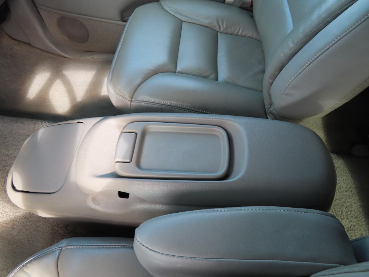 Chevrolet Suburban 2500 4WD 1999
