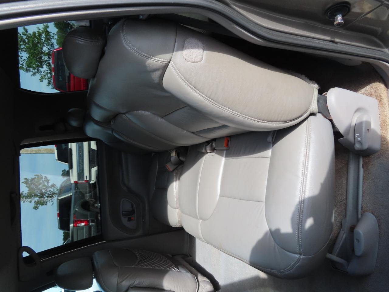Chevrolet Suburban 2500 4WD 1999