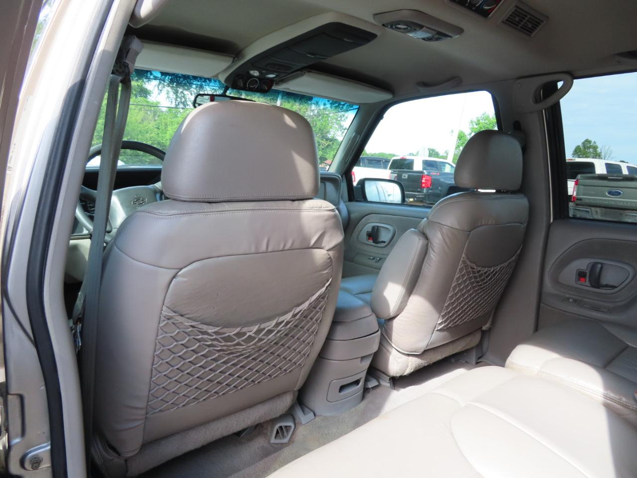 Chevrolet Suburban 2500 4WD 1999