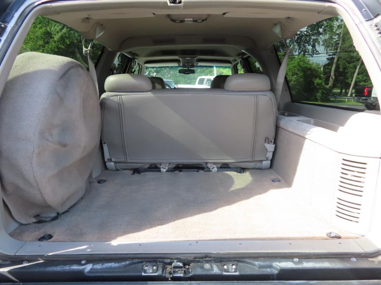 Chevrolet Suburban 2500 4WD 1999