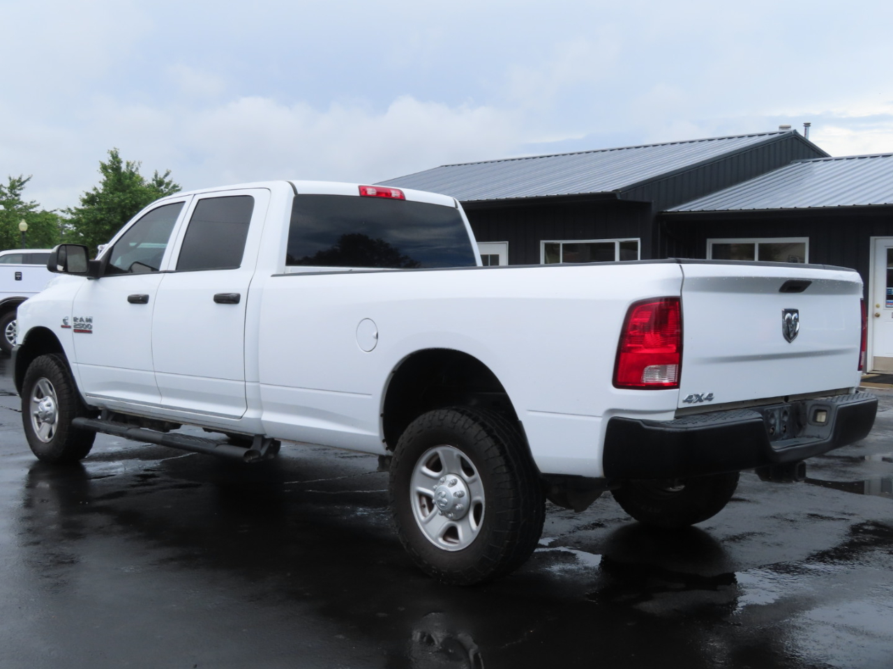 RAM 2500 Tradesman 4x4 Crew Cab 8' Box 2018