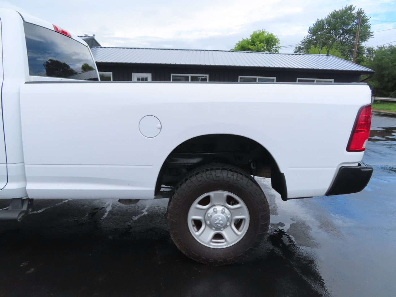 RAM 2500 Tradesman 4x4 Crew Cab 8' Box 2018