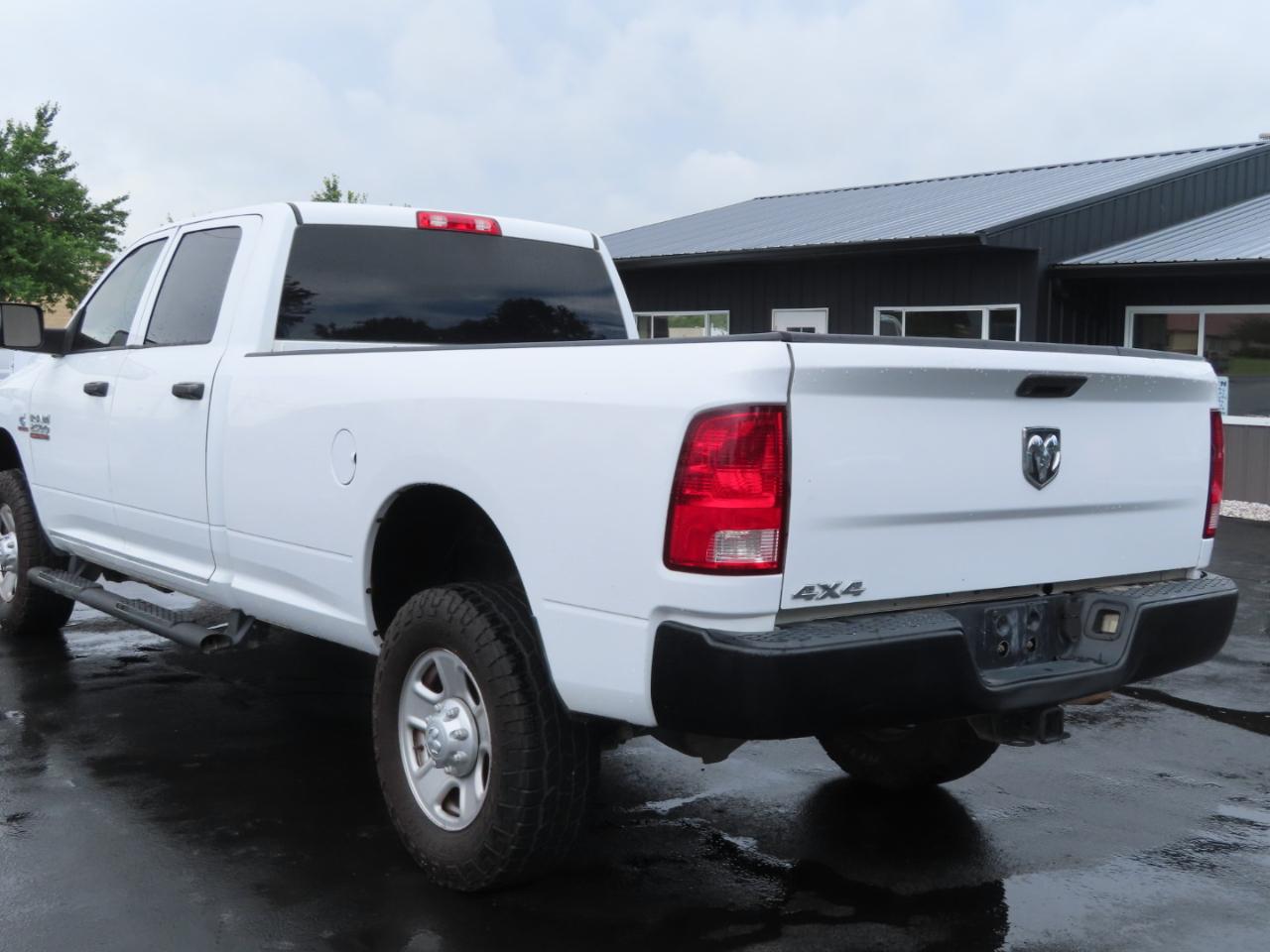 RAM 2500 Tradesman 4x4 Crew Cab 8' Box 2018