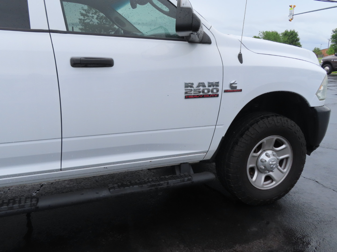 RAM 2500 Tradesman 4x4 Crew Cab 8' Box 2018