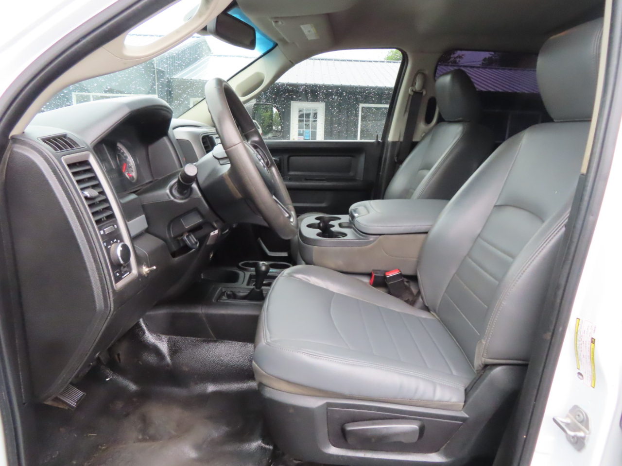 RAM 2500 Tradesman 4x4 Crew Cab 8' Box 2018