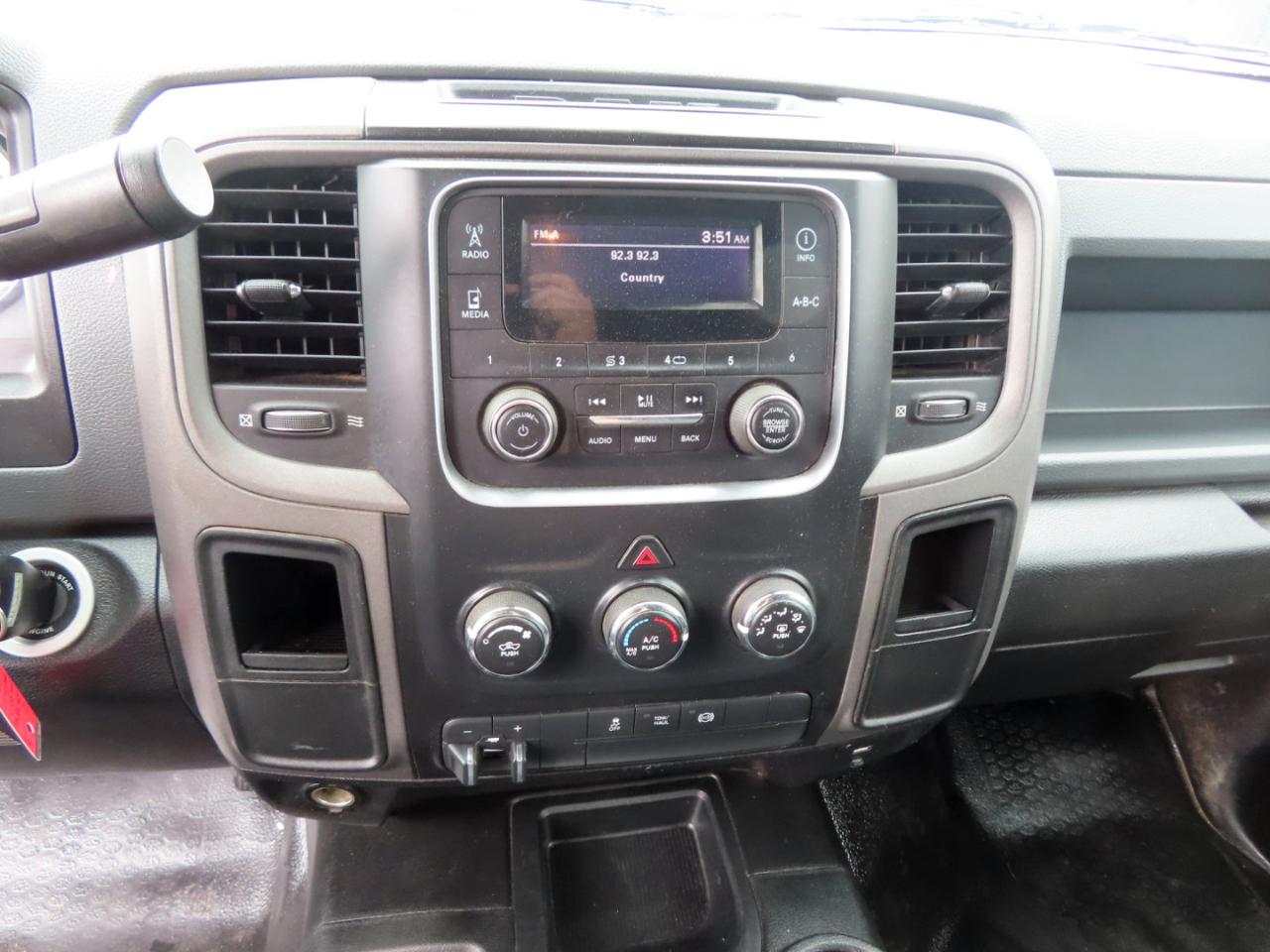 RAM 2500 Tradesman 4x4 Crew Cab 8' Box 2018