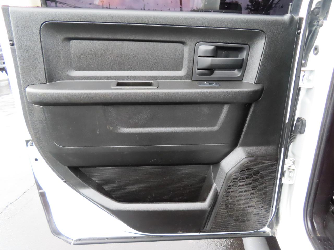 RAM 2500 Tradesman 4x4 Crew Cab 8' Box 2018