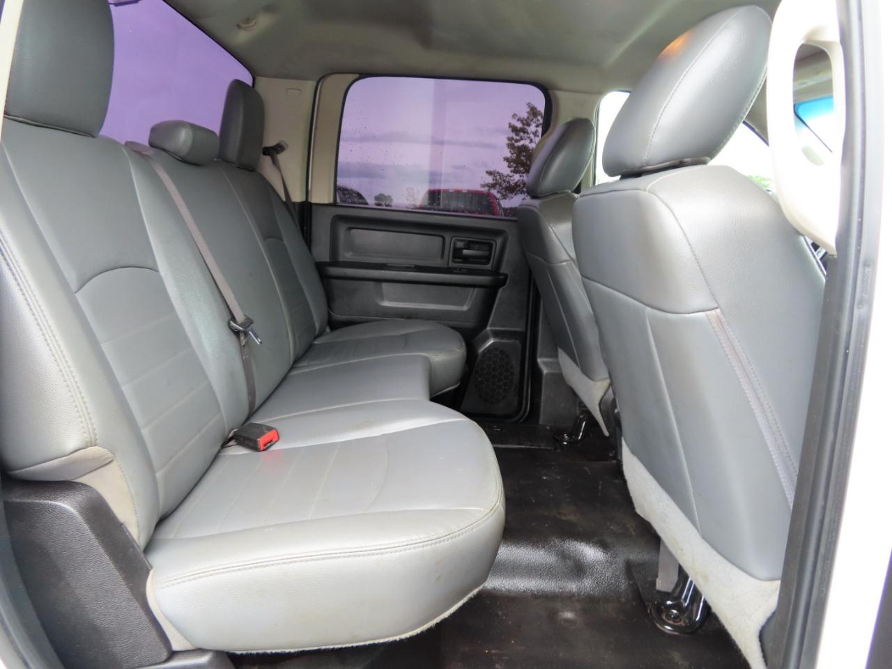 RAM 2500 Tradesman 4x4 Crew Cab 8' Box 2018