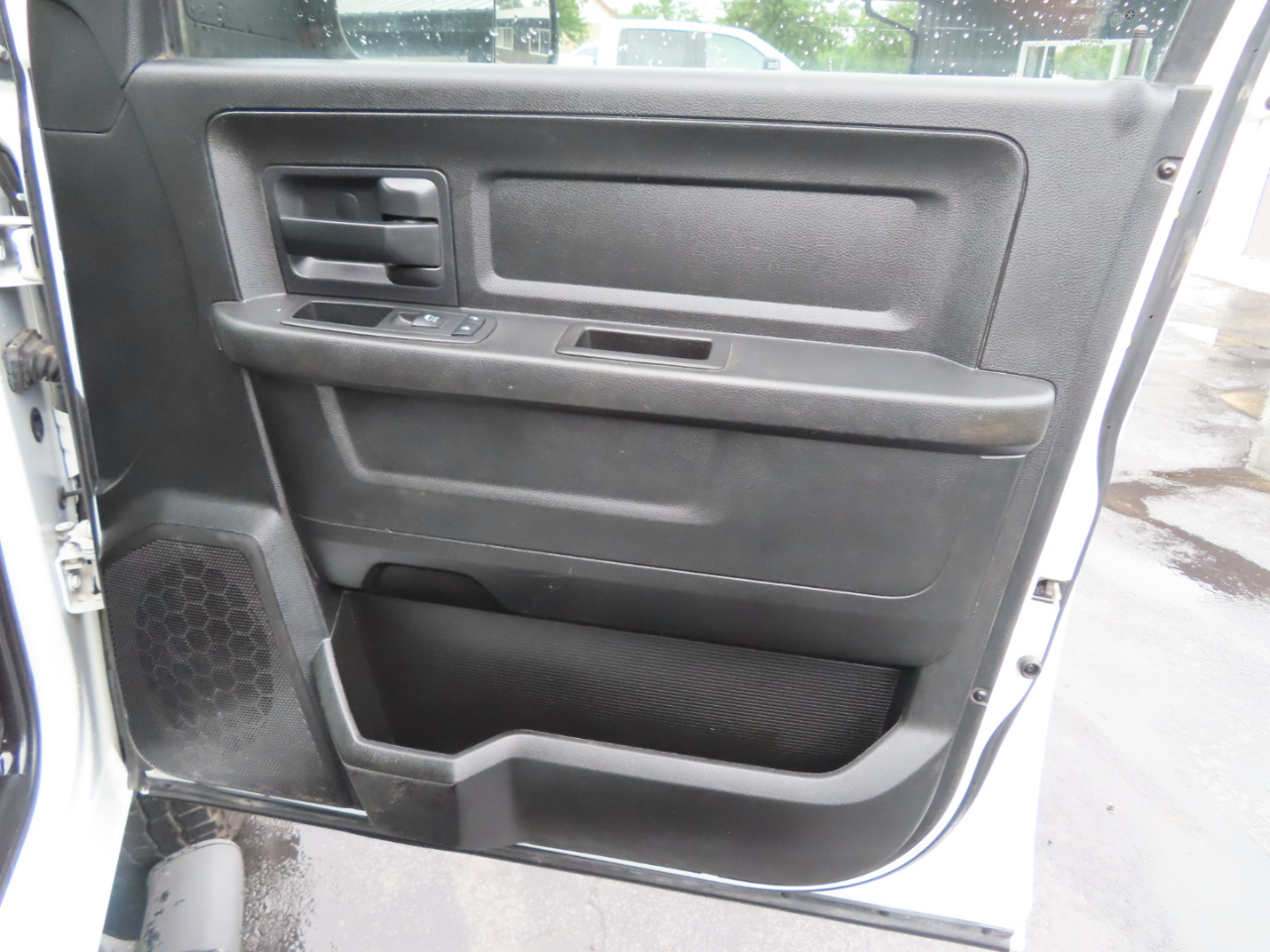 RAM 2500 Tradesman 4x4 Crew Cab 8' Box 2018