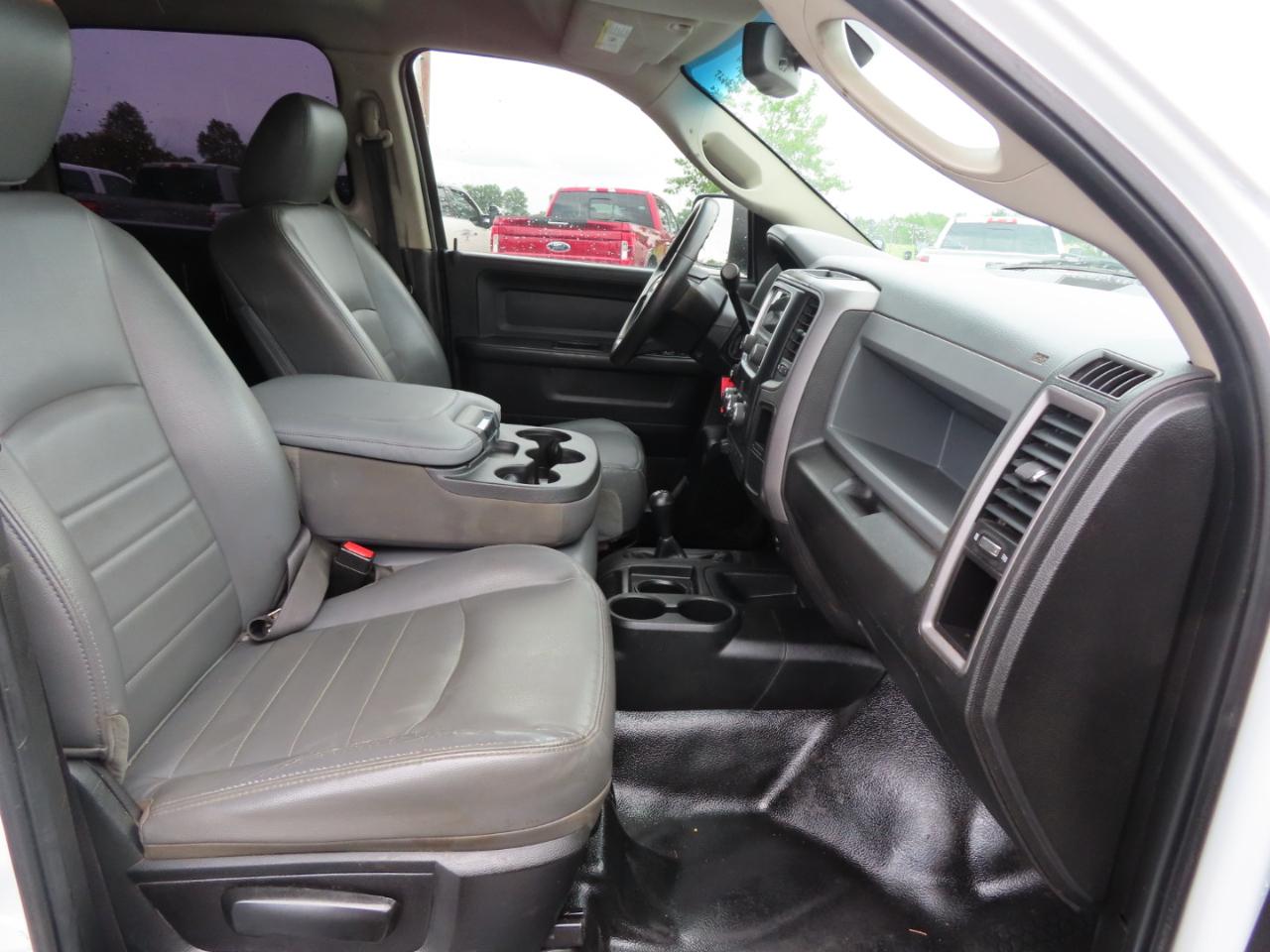 RAM 2500 Tradesman 4x4 Crew Cab 8' Box 2018
