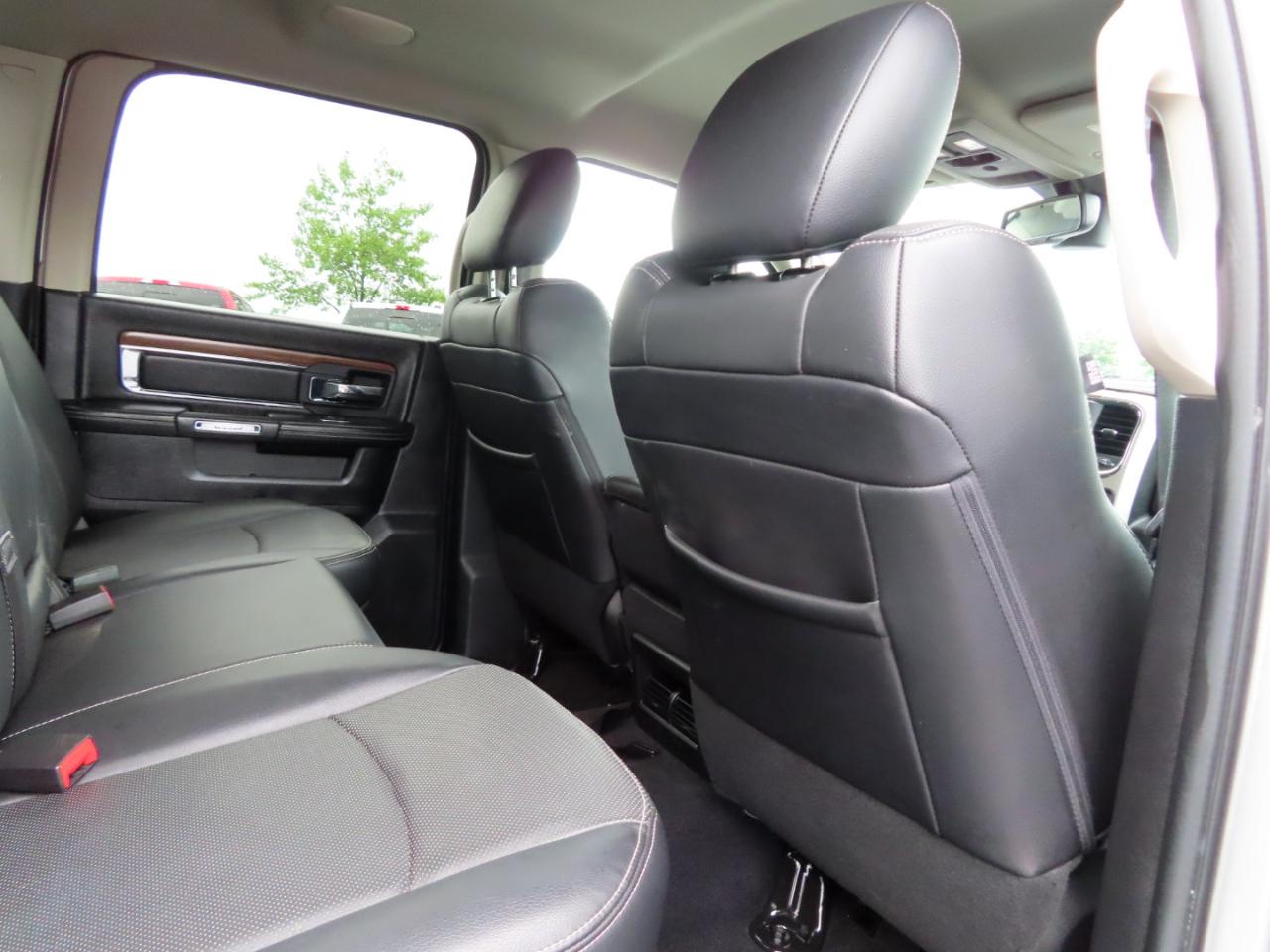 RAM 2500 Laramie 4x4 Crew Cab 6'4" Box 2017