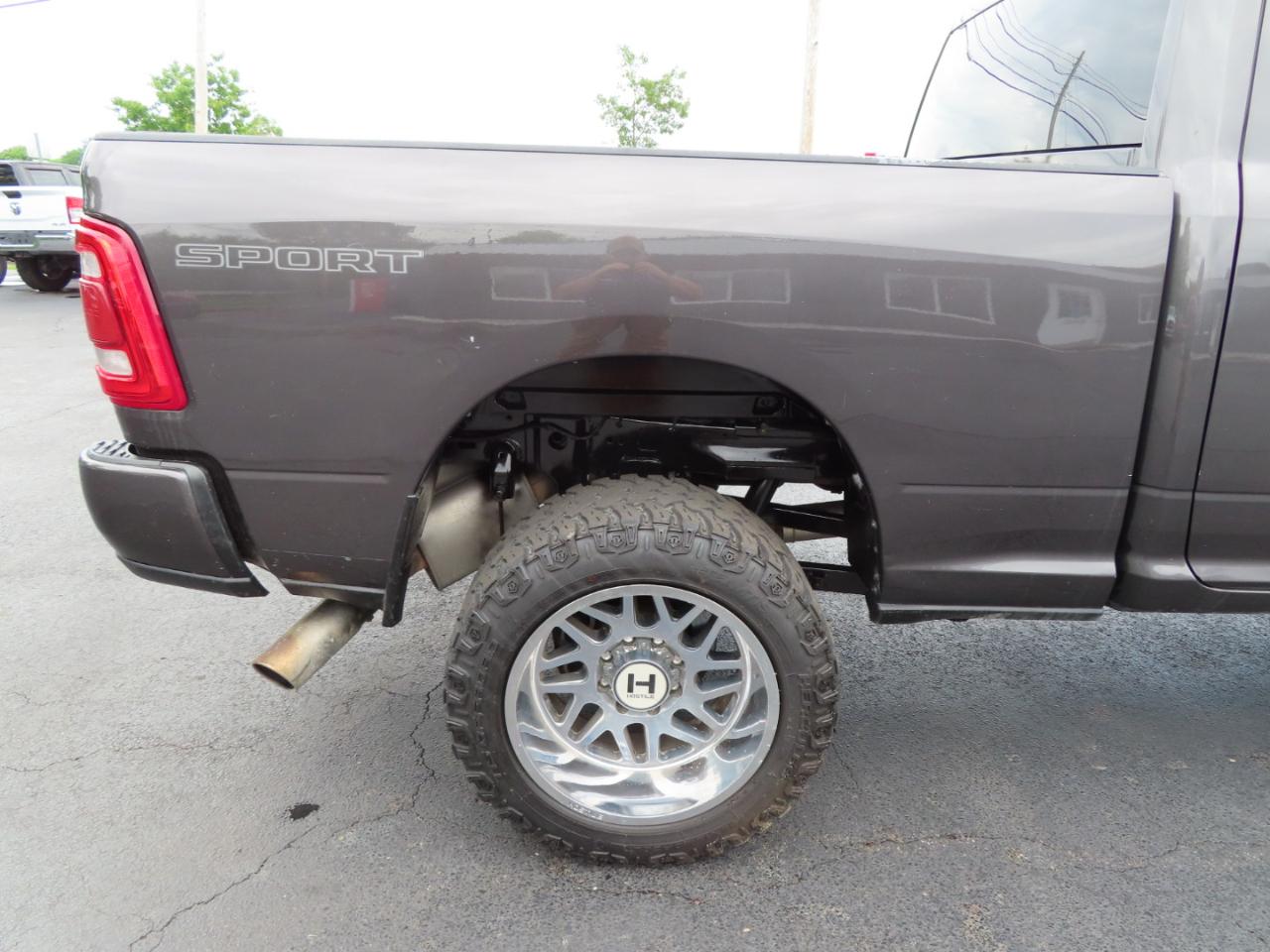 RAM 2500 Big Horn 4x4 Crew Cab 6'4" Box 2024