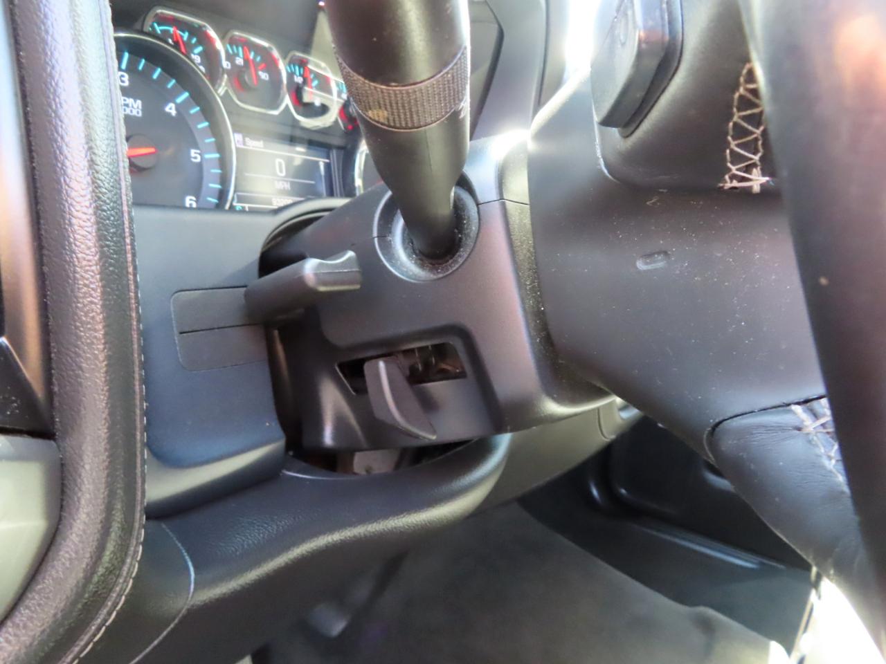 Chevrolet Silverado 1500 4WD Double Cab 143.5" LTZ w/1LZ 2016