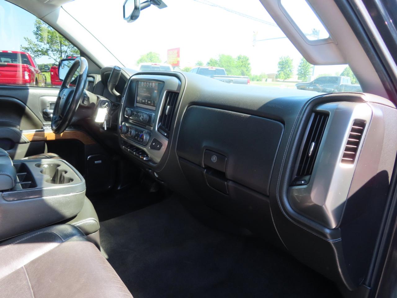 Chevrolet Silverado 1500 4WD Double Cab 143.5" LTZ w/1LZ 2016