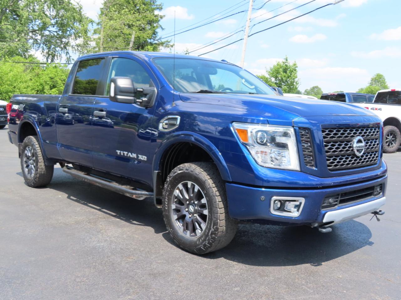 Nissan Titan XD 4x4 Diesel Crew Cab PRO-4X 2019