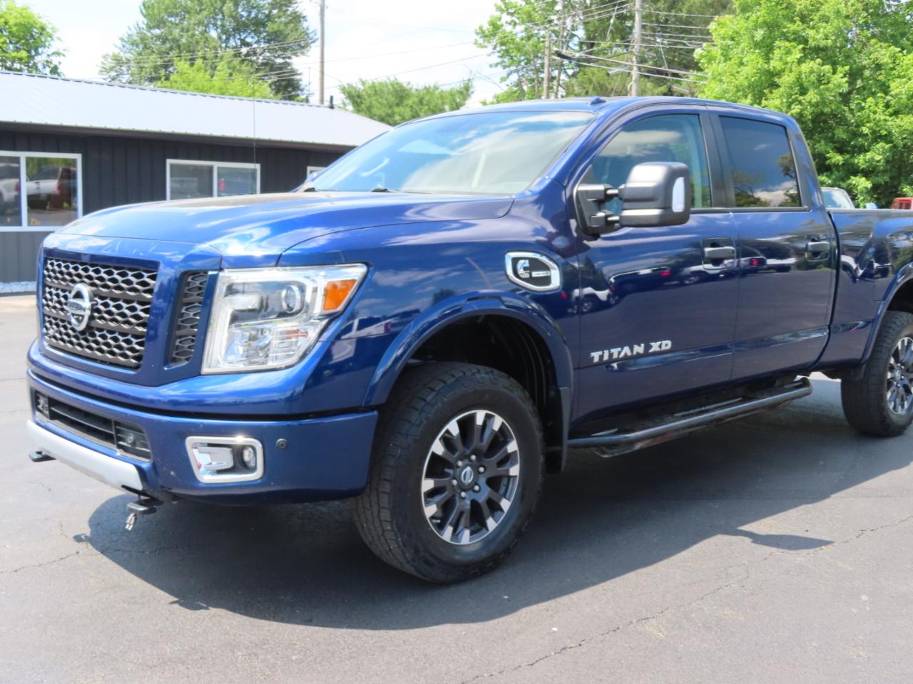 Nissan Titan XD 4x4 Diesel Crew Cab PRO-4X 2019
