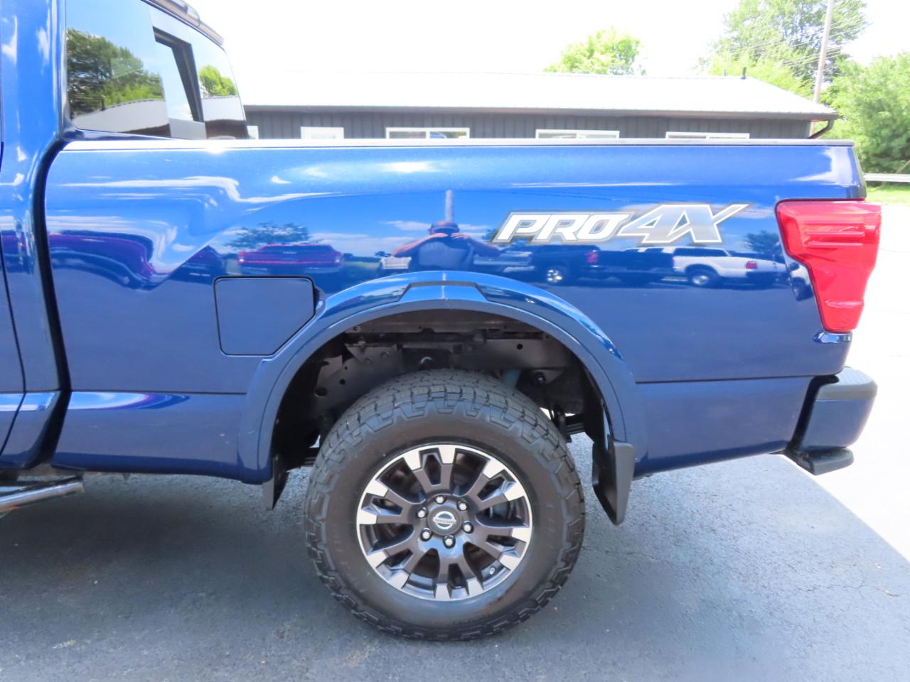 Nissan Titan XD 4x4 Diesel Crew Cab PRO-4X 2019