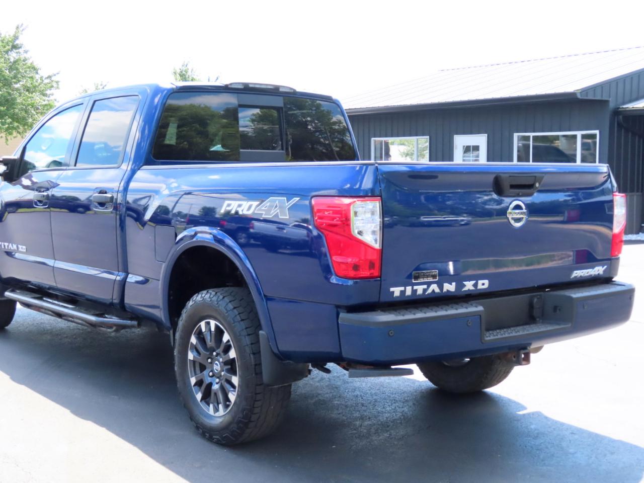Nissan Titan XD 4x4 Diesel Crew Cab PRO-4X 2019