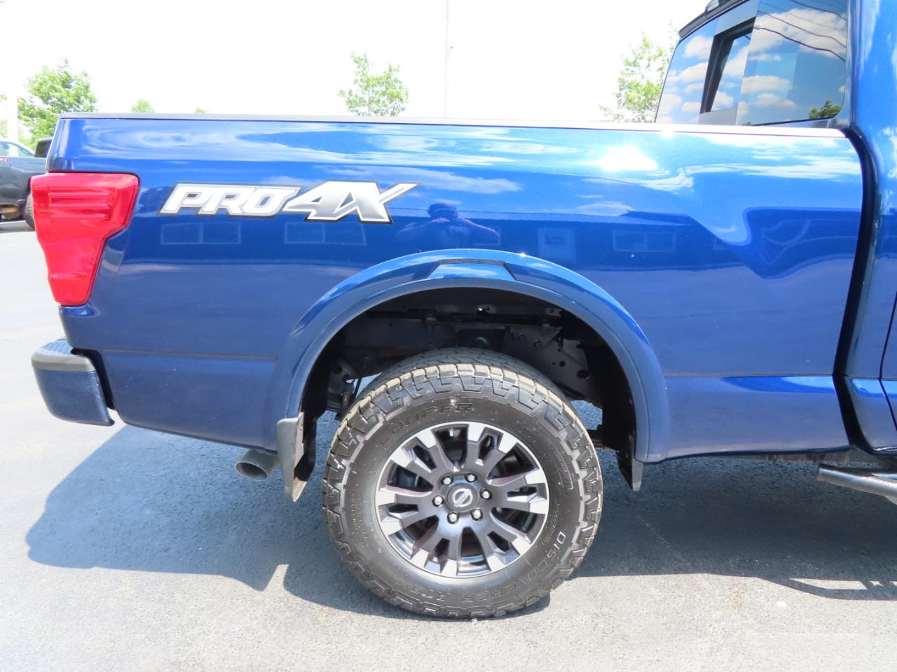 Nissan Titan XD 4x4 Diesel Crew Cab PRO-4X 2019