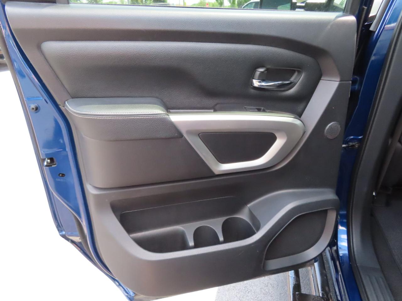 Nissan Titan XD 4x4 Diesel Crew Cab PRO-4X 2019