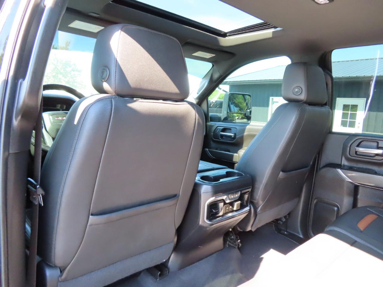 GMC Sierra 2500HD 4WD Crew Cab 159" AT4 2020