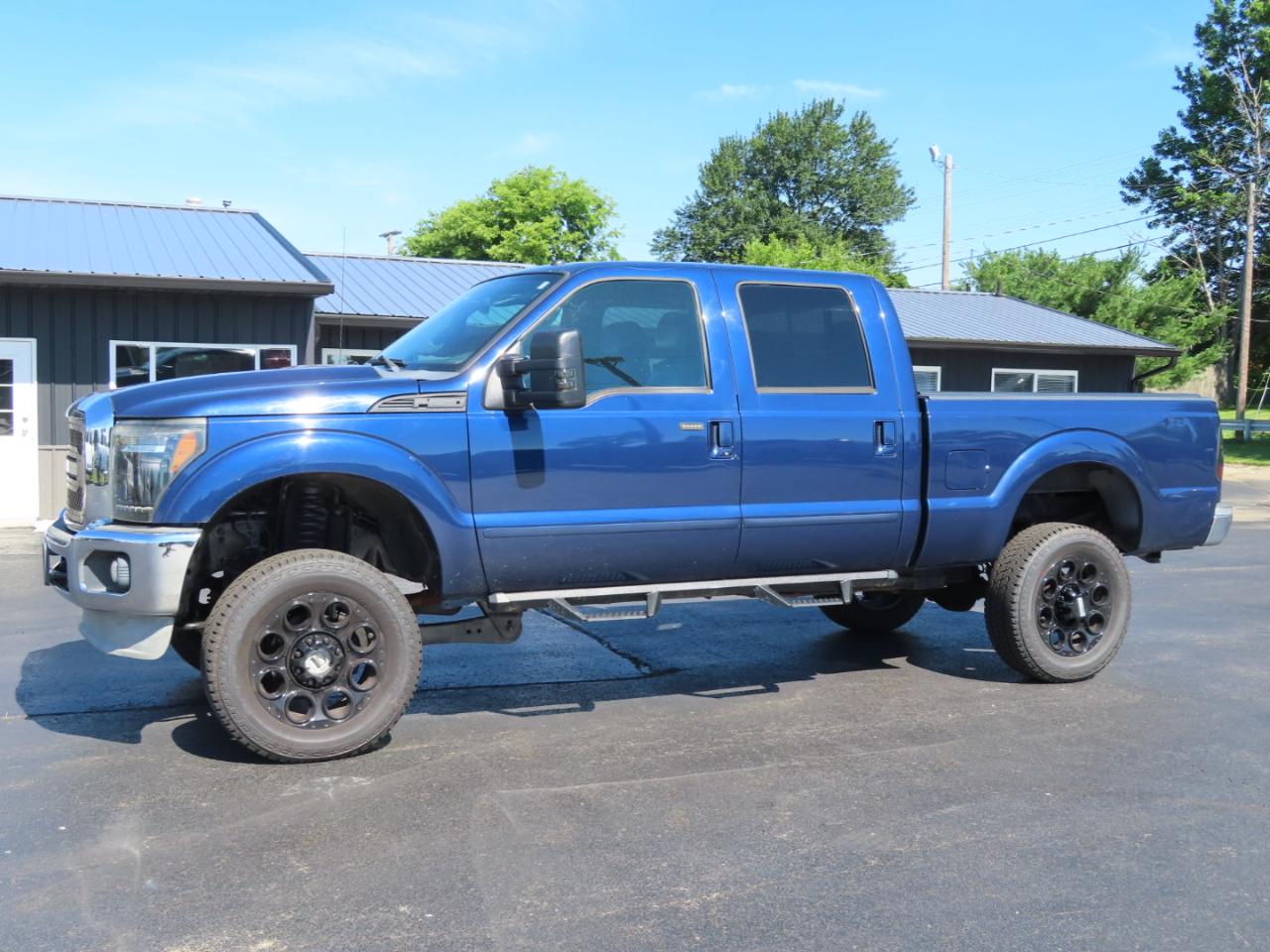 Ford Super Duty F-250 SRW 4WD Crew Cab 156" Lariat 2012