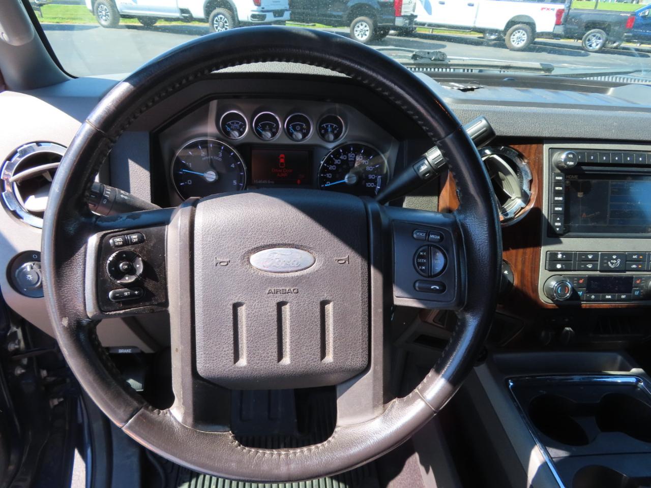 Ford Super Duty F-250 SRW 4WD Crew Cab 156" Lariat 2012
