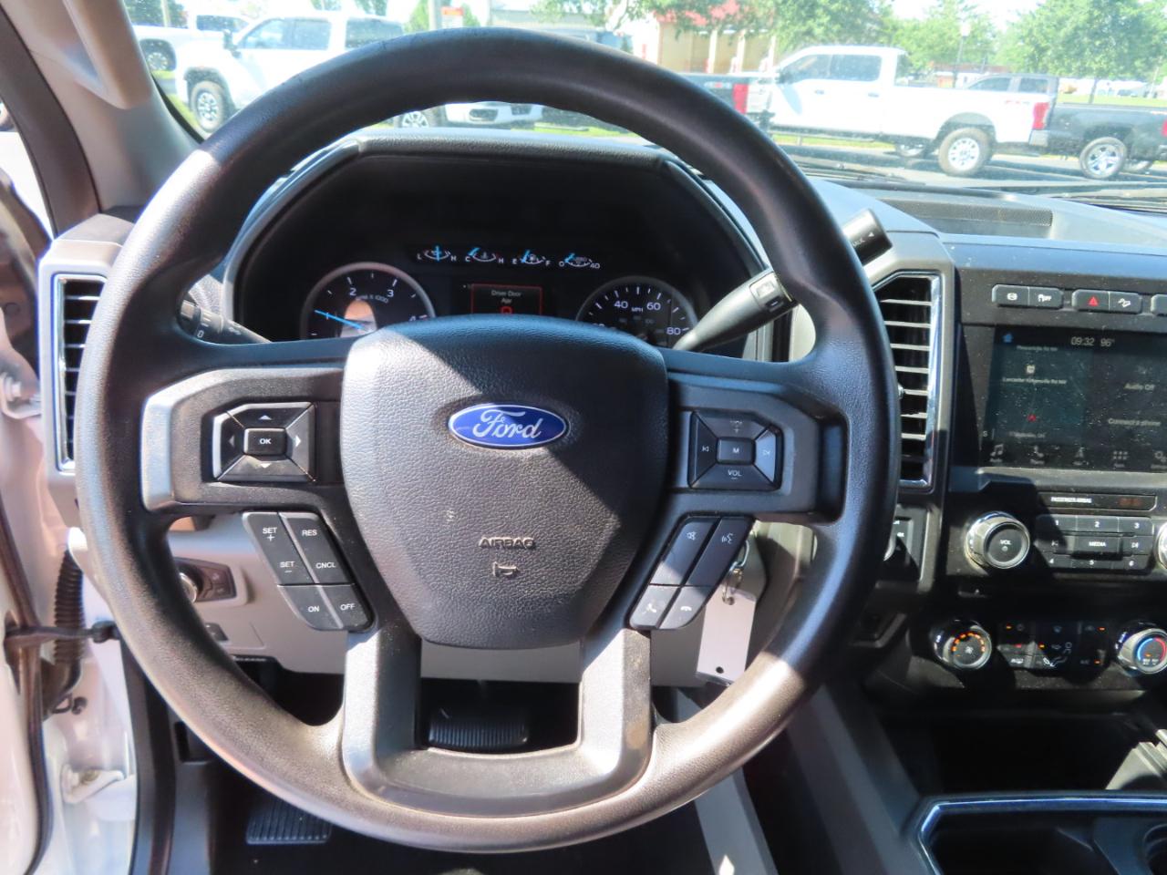 Ford Super Duty F-250 SRW XLT 4WD Crew Cab 6.75' Box 2018