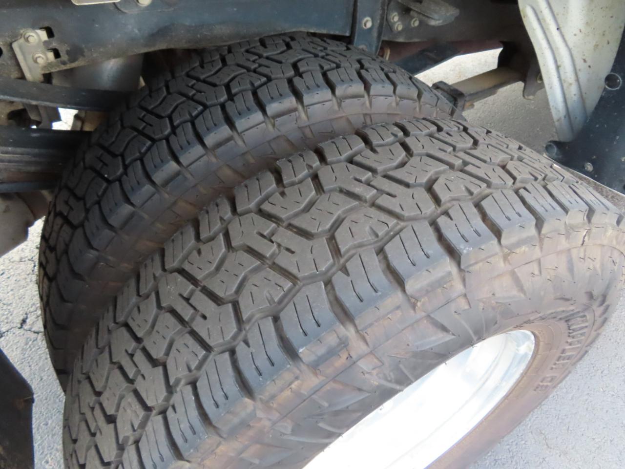 Ford Super Duty F-350 DRW Lariat 4WD Crew Cab 8' Box 2019
