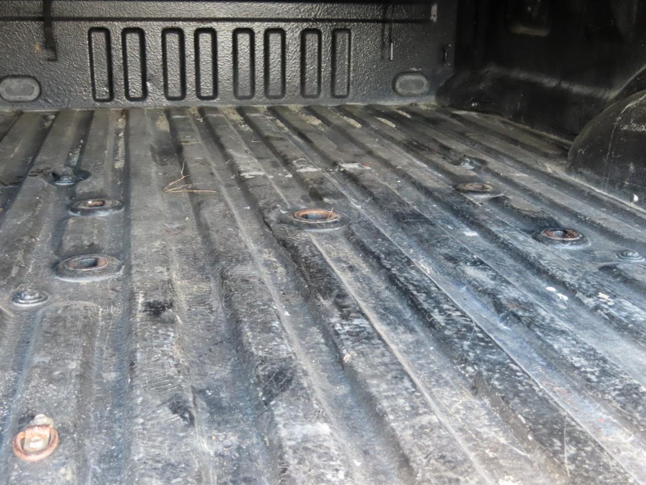 Ford Super Duty F-350 DRW Lariat 4WD Crew Cab 8' Box 2019