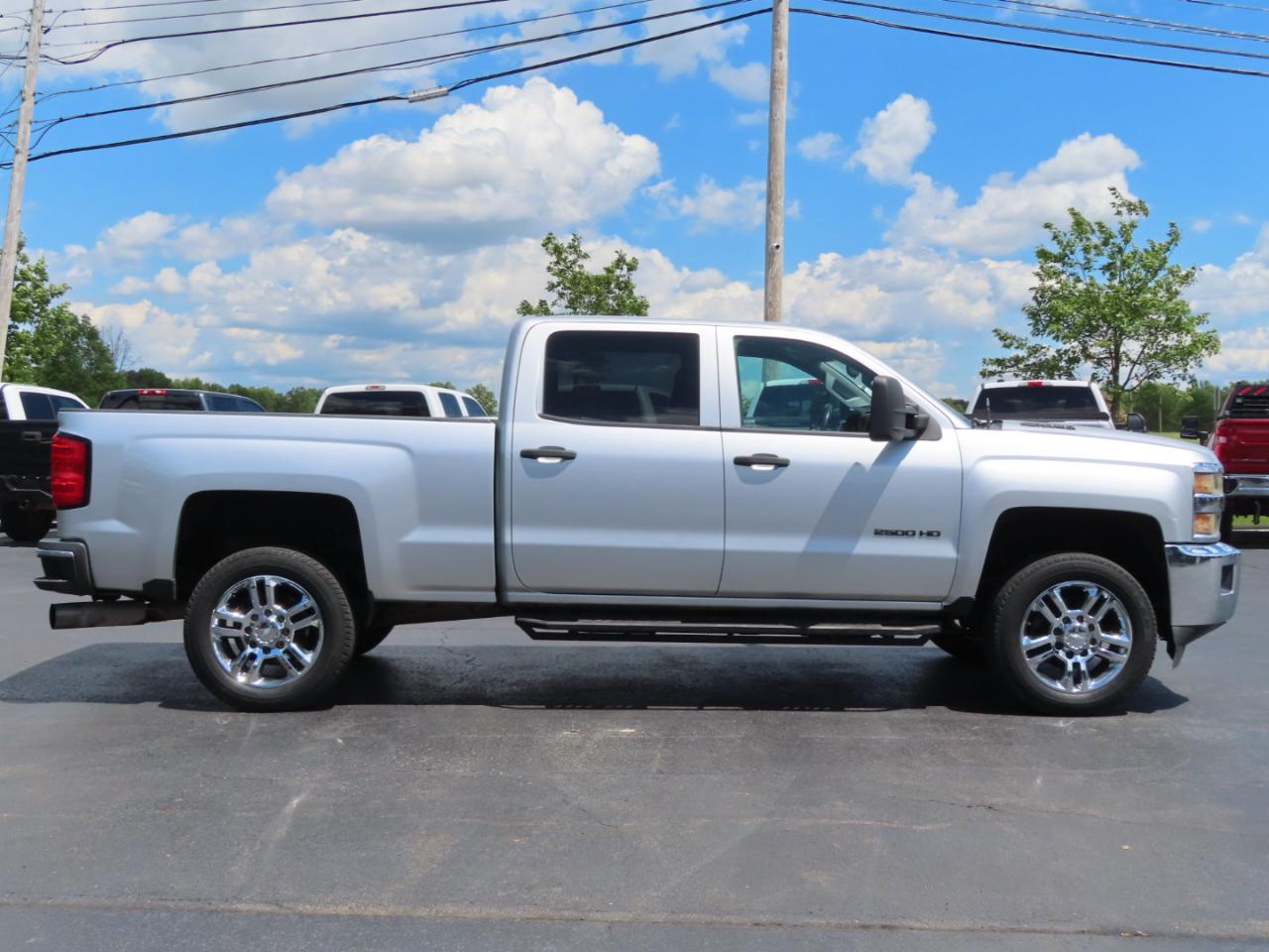 Chevrolet Silverado 2500HD 4WD Crew Cab 153.7" LT 2015