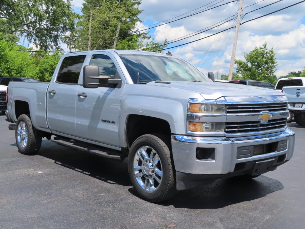 Chevrolet Silverado 2500HD 4WD Crew Cab 153.7" LT 2015