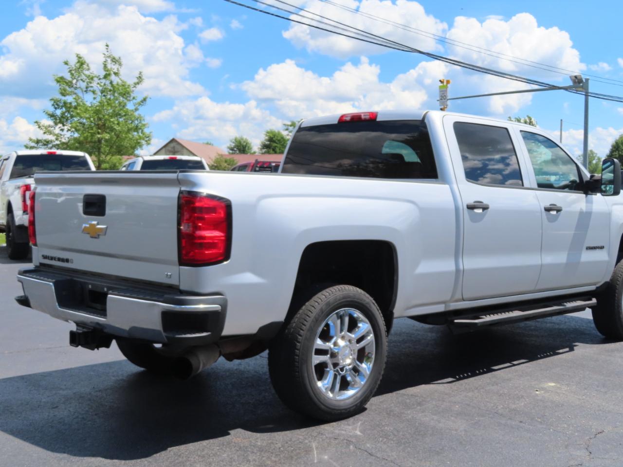 Chevrolet Silverado 2500HD 4WD Crew Cab 153.7" LT 2015