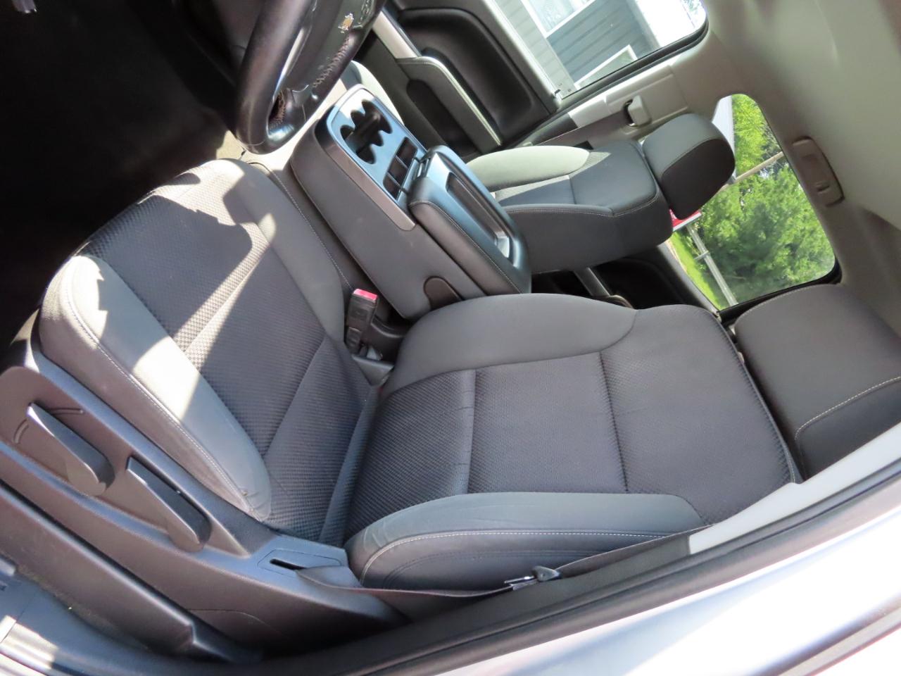 Chevrolet Silverado 2500HD 4WD Crew Cab 153.7" LT 2015