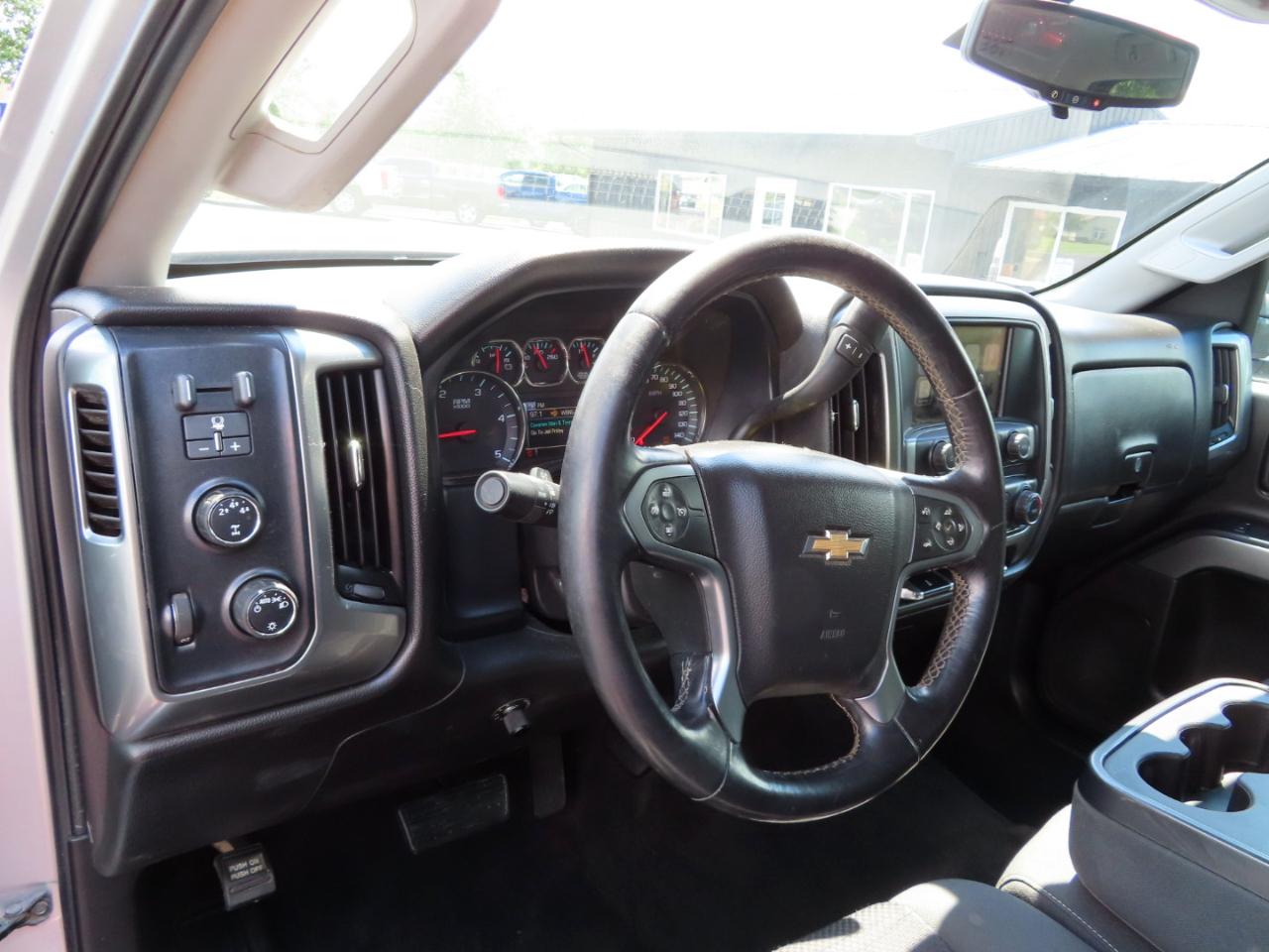 Chevrolet Silverado 2500HD 4WD Crew Cab 153.7" LT 2015