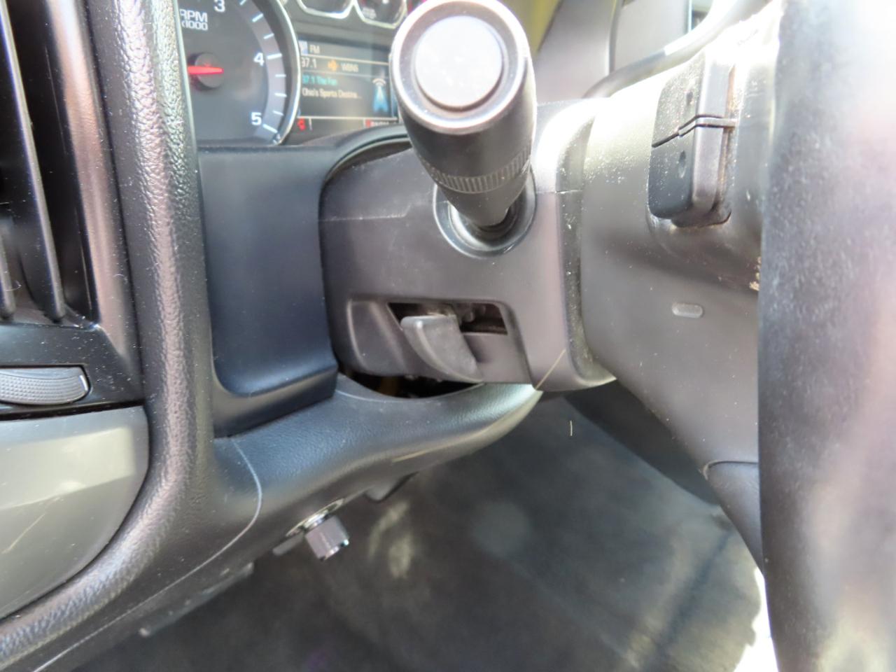 Chevrolet Silverado 2500HD 4WD Crew Cab 153.7" LT 2015