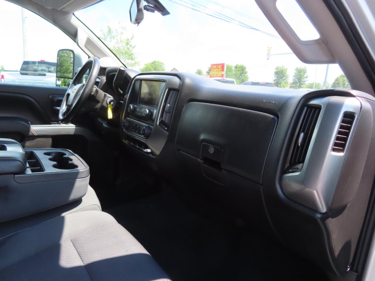 Chevrolet Silverado 2500HD 4WD Crew Cab 153.7" LT 2015