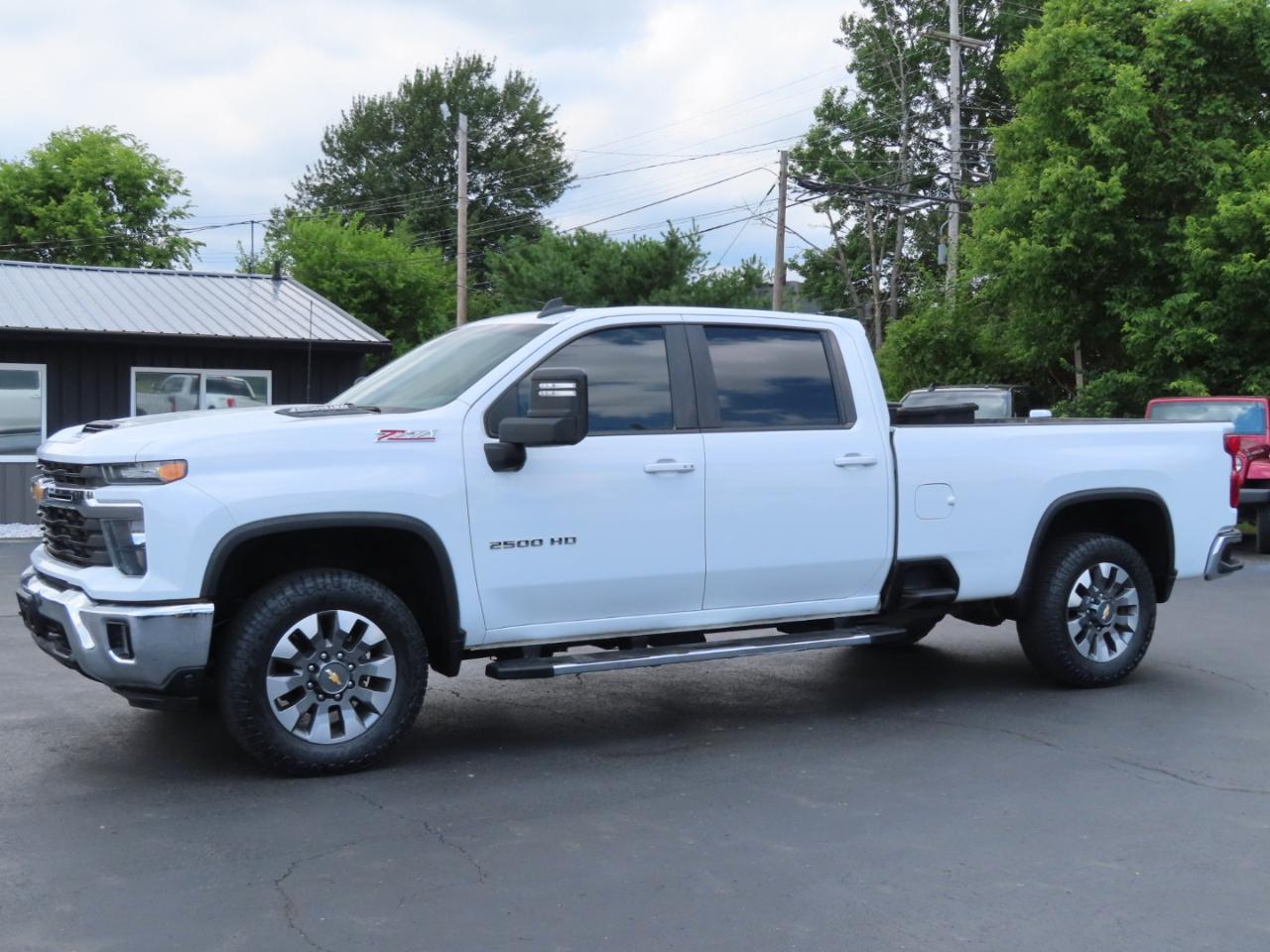 Chevrolet Silverado 2500HD 4WD Crew Cab 172" LT 2024