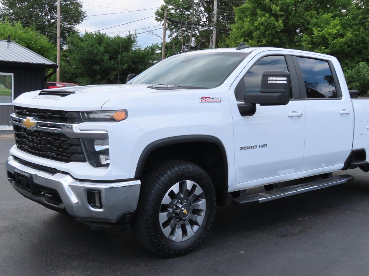 Chevrolet Silverado 2500HD 4WD Crew Cab 172" LT 2024