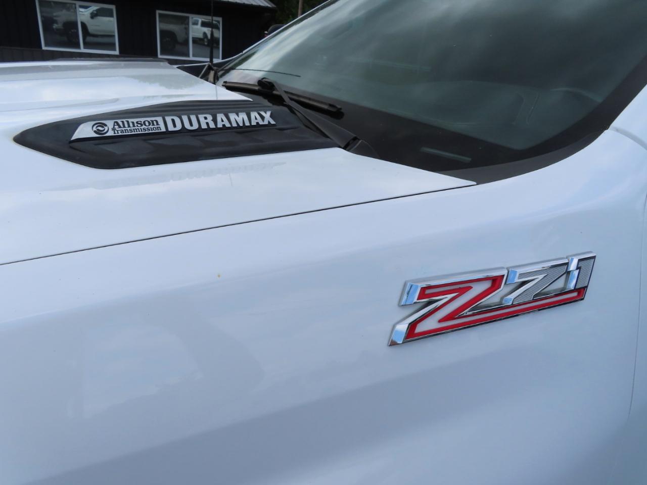 Chevrolet Silverado 2500HD 4WD Crew Cab 172" LT 2024