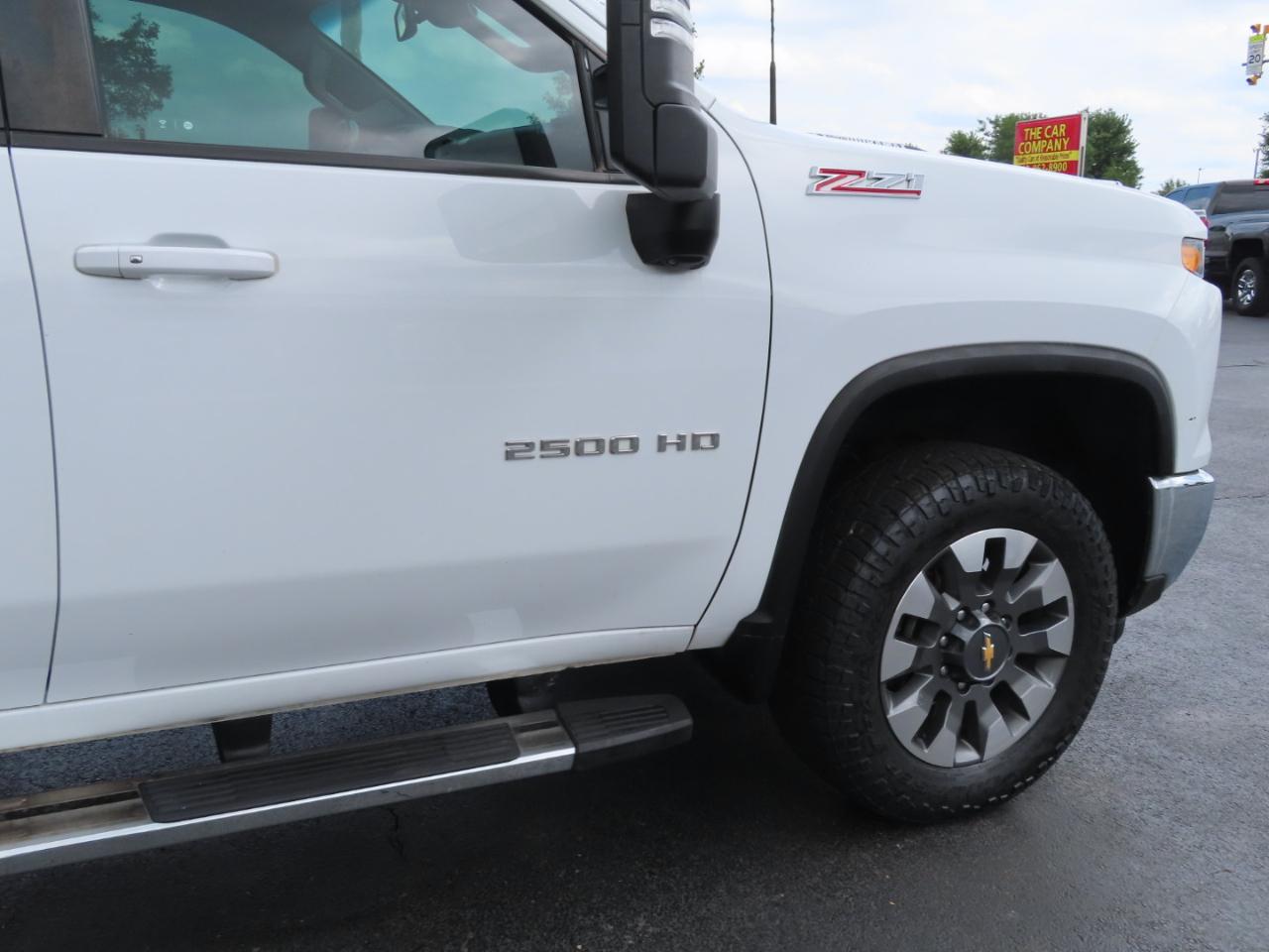 Chevrolet Silverado 2500HD 4WD Crew Cab 172" LT 2024