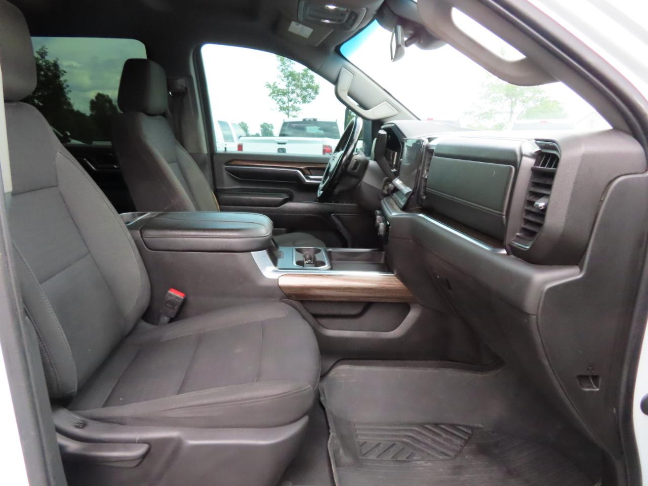 Chevrolet Silverado 2500HD 4WD Crew Cab 172" LT 2024