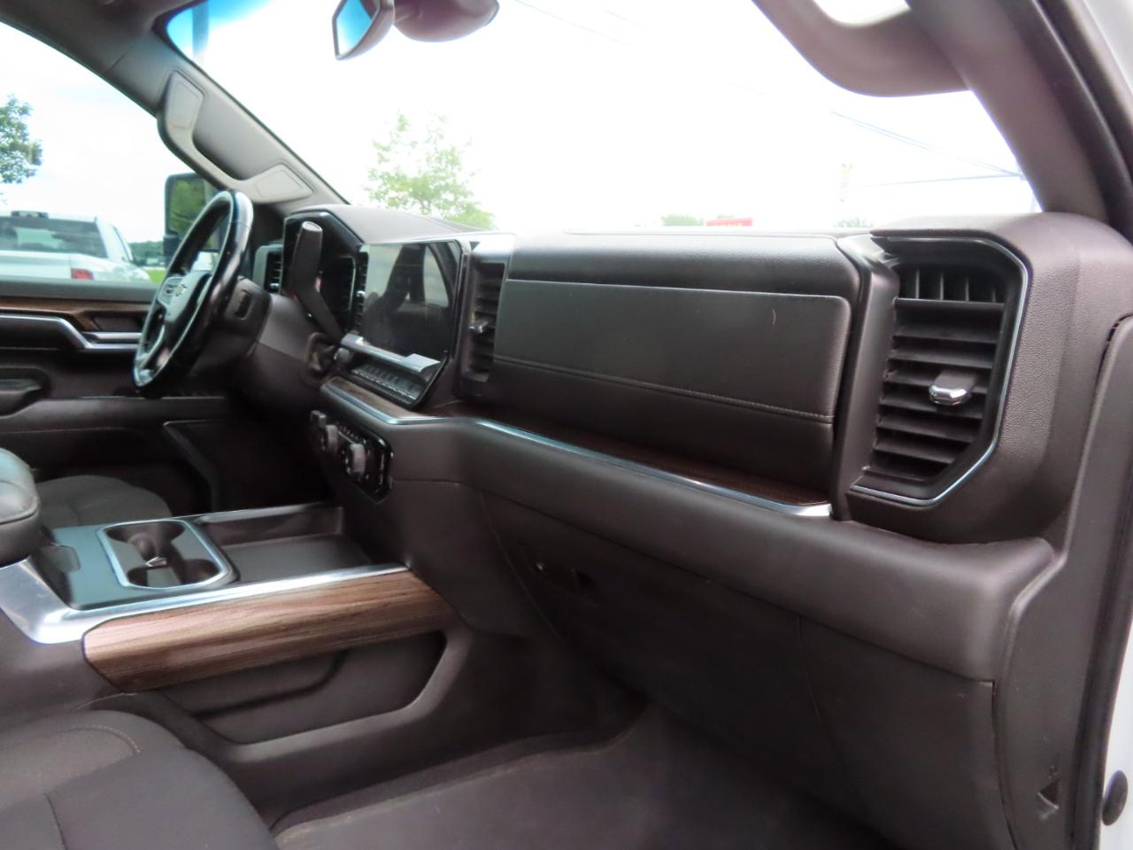 Chevrolet Silverado 2500HD 4WD Crew Cab 172" LT 2024
