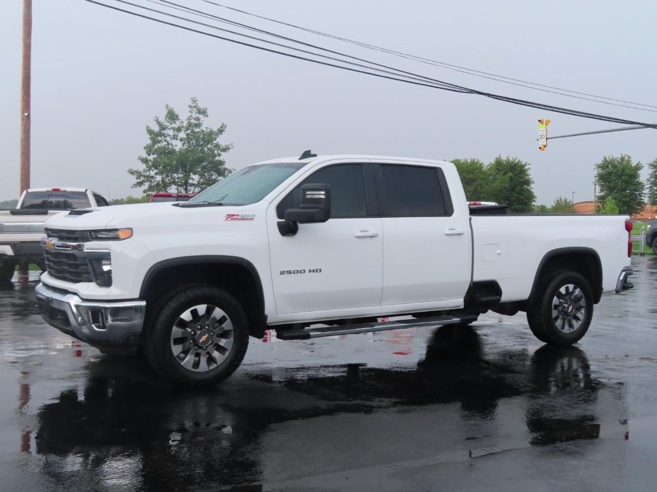 Chevrolet Silverado 2500HD 4WD Crew Cab 172" LT 2024