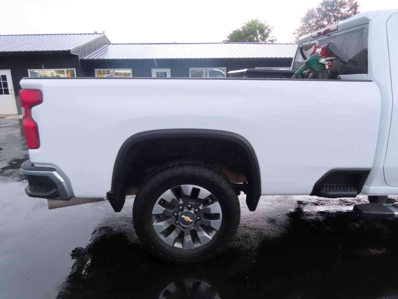 Chevrolet Silverado 2500HD 4WD Crew Cab 172" LT 2024