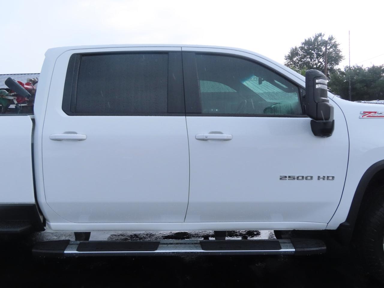 Chevrolet Silverado 2500HD 4WD Crew Cab 172" LT 2024