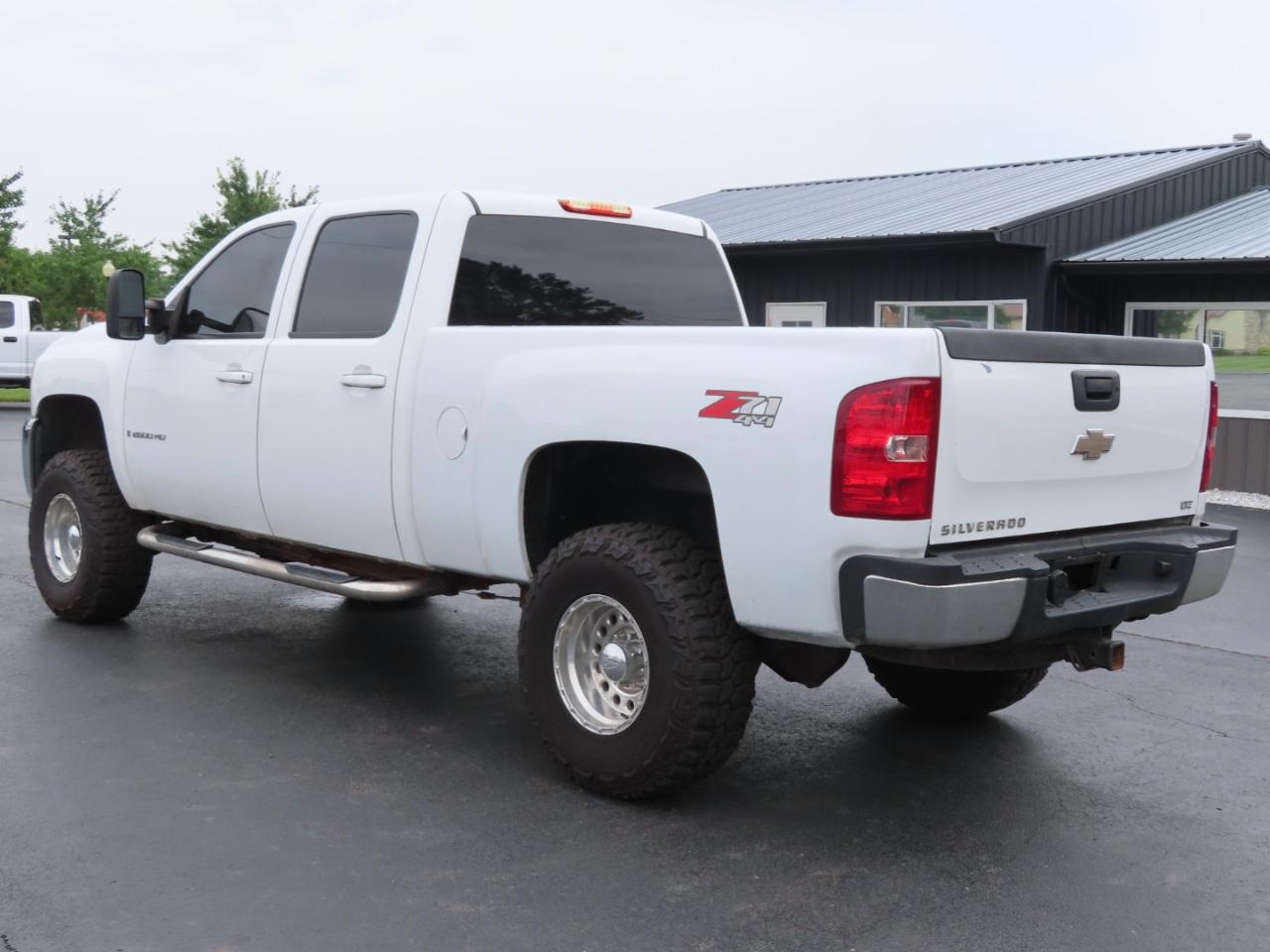 Chevrolet Silverado 2500HD 4WD Crew Cab 153" LTZ 2008
