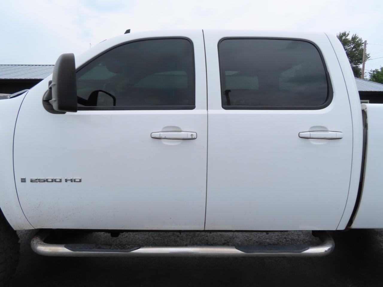 Chevrolet Silverado 2500HD 4WD Crew Cab 153" LTZ 2008